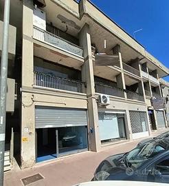 Rif.3650UL82404| locale commerciale caltanissetta
