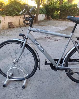 Bici da uomo, ruote 26, nota marca 
