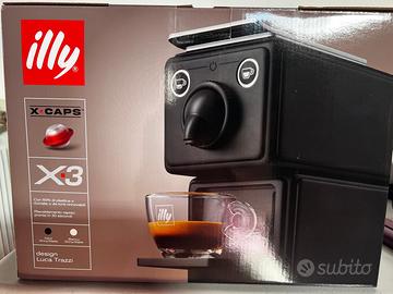Macchina per caffè  illy X3 X caps