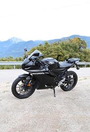 Yamaha YZF R125