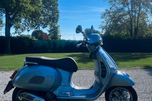 Vespa GTS 300
