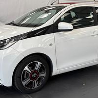 TOYOTA AYGO X - WAVE  BORDEAUX 1.0L