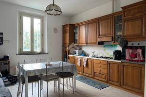 3 LOCALI A ALTOPASCIO