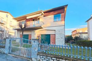 Villa Singola possibilità di 2 unità, Umbertide