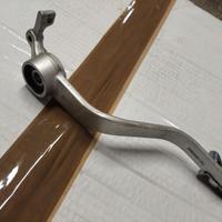 KTM 690 Duke leva freno posteriore