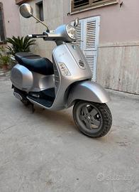 Vespa 2004 GT