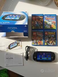 Ps vita con scatola accessori e giochi