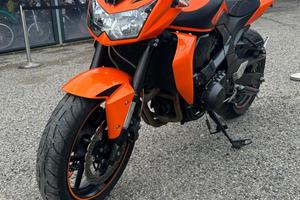 KAWASAKI Z 750 .
