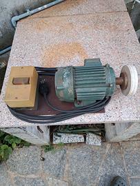 SMERIGLATRICE AFFILATRICE