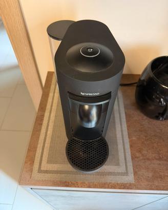 Vertuo Plus Deluxe Matt Black D.