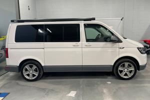 Volkswagen T6 Kombi 6 Posti