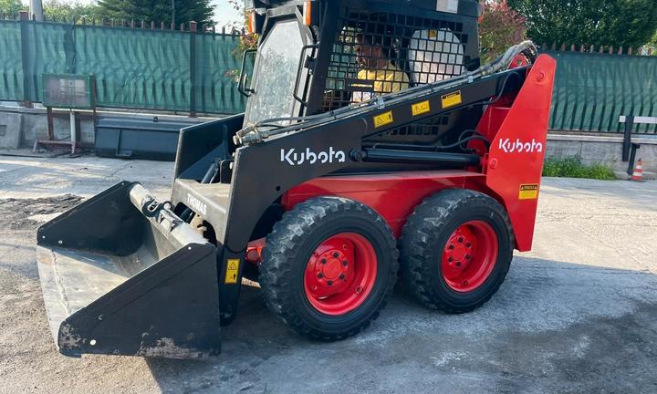 P176 Mini pala Thomas 30 q.li