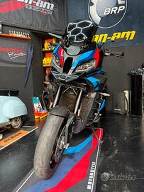 Bmw M1000XR 2025
