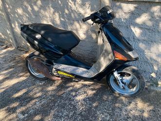 Scooter Aprilia Sr Motorino 50 Prezzo Usato Aprilia Sr50 Aprilia