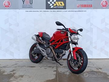 Ducati Monster 696