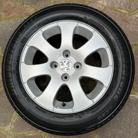 Cerchio in Lega 15” Originale Peugeot + Pneumatico