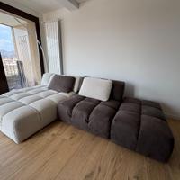 Divano modulare pari al nuovo