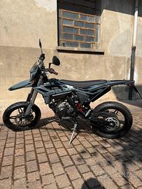 Beta T-X Special Edition 4T 125cc