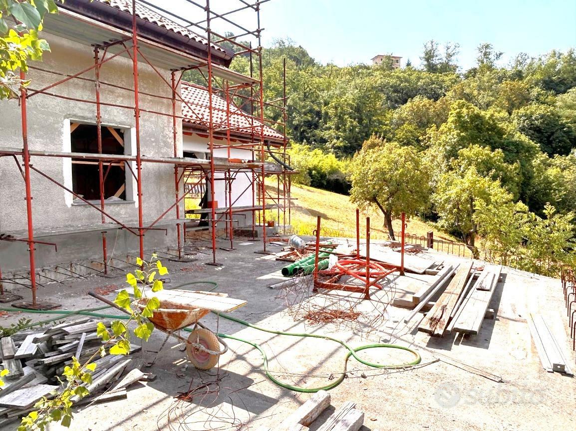 House in San Cipriano, Favareto - Altro