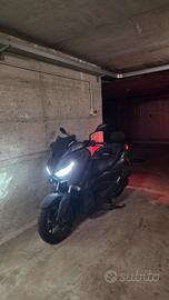Yamaha X-max 300 