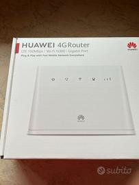 Huawei Router 4G mod. B311-221+voucher SIM 36 mesi