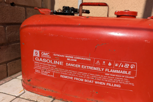 Serbatoio benzina gommone