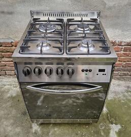 Cucina GAS LOFRA 4 Fuochi e Forno 60cm Curva Maxim