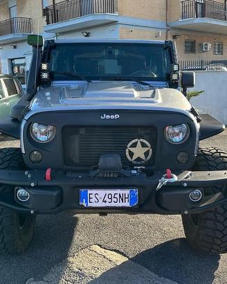 Jeep Wrangler JK del 2013 preparato e omologato