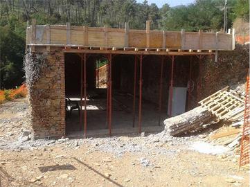 Rustico / Casale di 100 m² con 3 locali e box auto