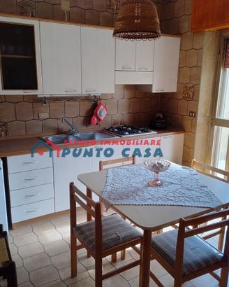 BUSETO - Casa a solo 4 vani+accessori