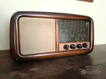 Radio antica Magnadyne 
