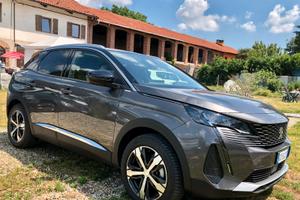 Pegeout 3008  1.5 130 cv