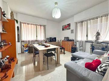 Appartamento di 72 m² con 4 locali a Rapallo