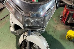 Honda goldwing