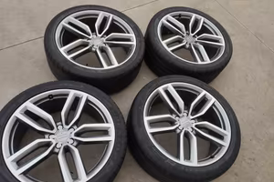 Ruote Cerchi lega originali Audi RSQ5 21 pollici