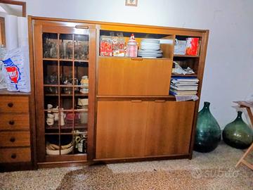 Mobile salotto credenza vintage in legno con vetri