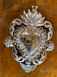Cuore votivo  in argento con monogramma GR