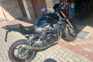 Kawasaki Z750 R