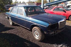 Mercedes W123 280 6 Cilindr Demolita - Per Ricambi