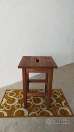 Piccolo Sgabellino Marrone