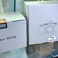 Panasonic Lumix S1R II Mirrorless Camera da 44.3MP