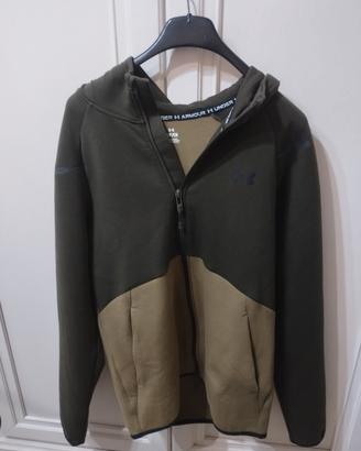 tuta felpata under Armour COME NUOVA 
