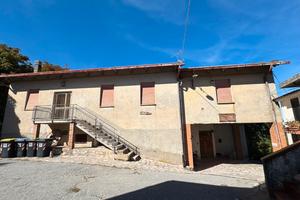 Locale commerciale zona Macerino