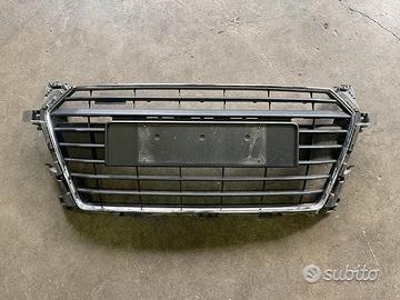 Mascherina Anteriore Per Audi TT 8S MK3 2016
