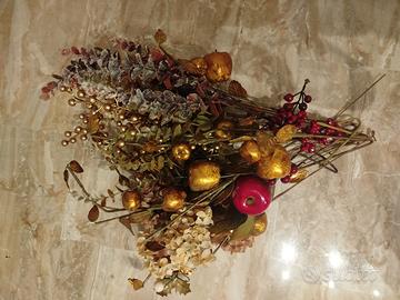 mazzo Di fiori natalizio