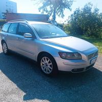 Volvo V50 2.0 D cat Momentum leggi bene