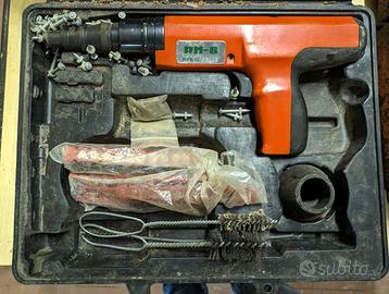 Sparachiodi a carica propulsiva (Rurmec)