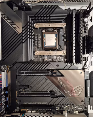 Asus Rog Maximus + CPU + RAM