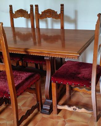 tavolo in noce con 6 sedie imbottite