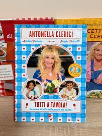 Libro di Antonella Clerici "Tutti a tavola!"